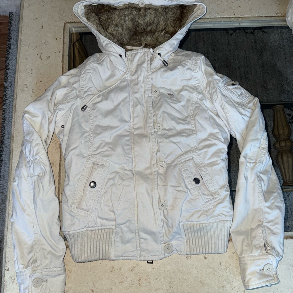 Abercrombie & Fitch White Hooded Bomber Jacket - Picture 4 of 8